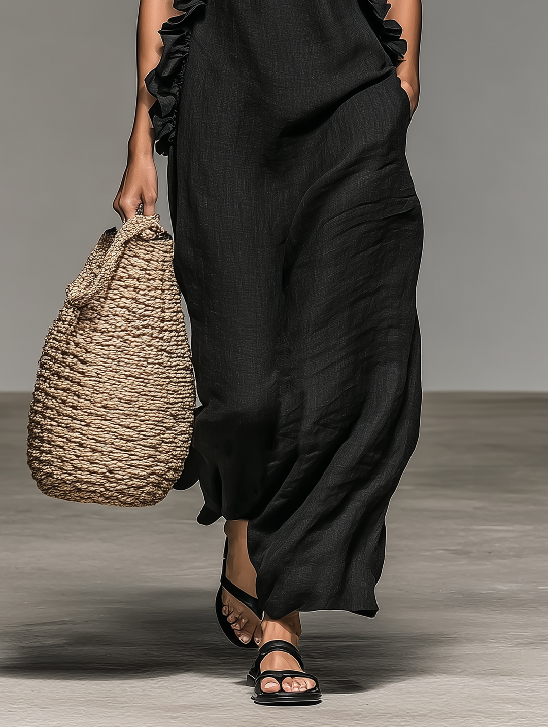 Ropa femenina: Vestido maxi de mujer sin mangas, con volantes y bolsillos, perfecto para la playa.