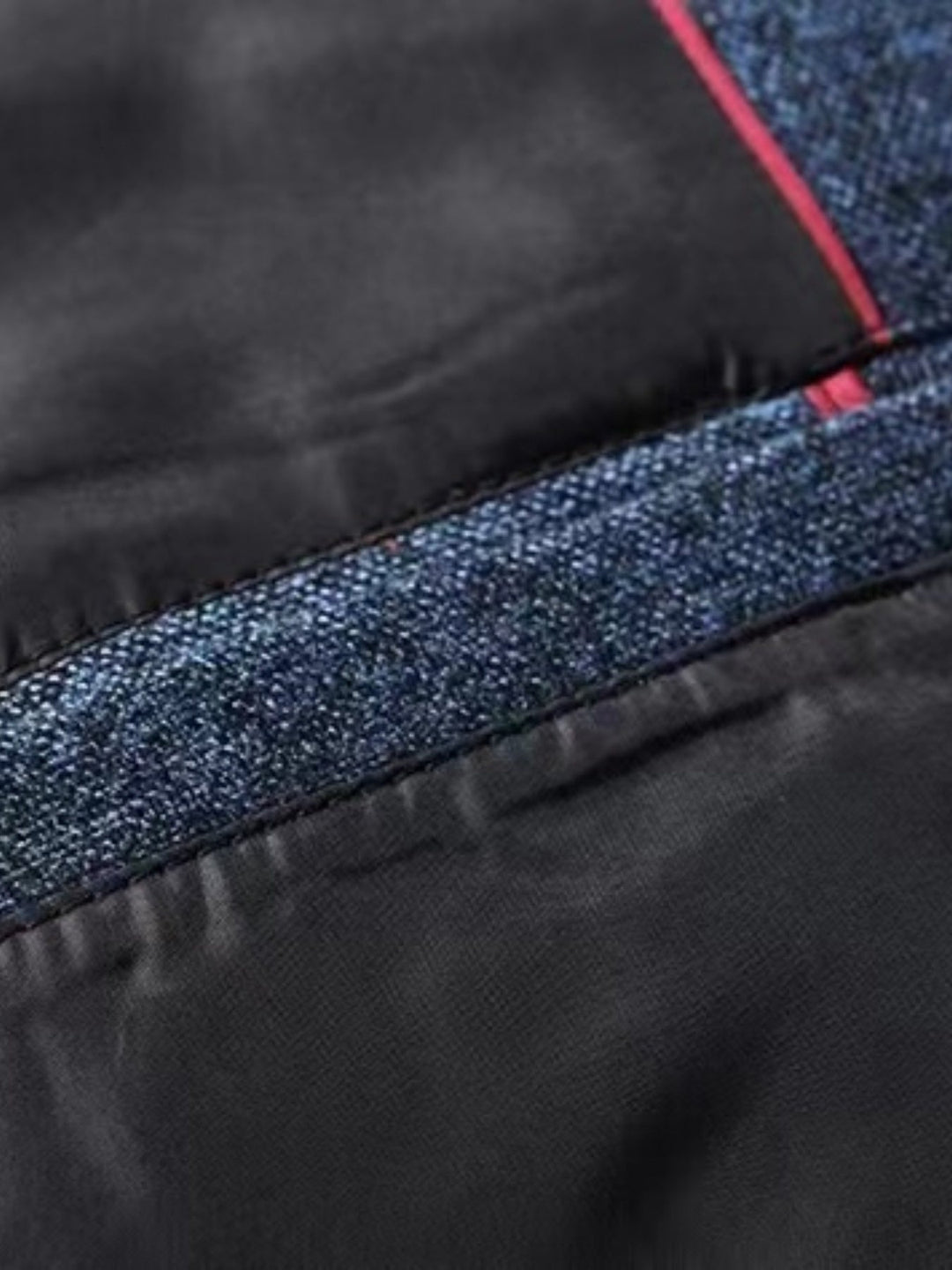 Chaqueta slim fit roja para hombre, moderna y versátil. Perfecta para oficina, casual inteligente y eventos.
