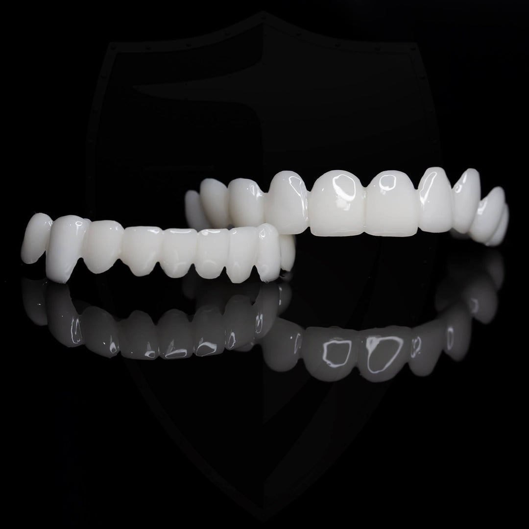 Consigue una sonrisa perfecta y blanca con nuestra prótesis dental cosmética fácil de usar y ajustar, mejorando tu estética.