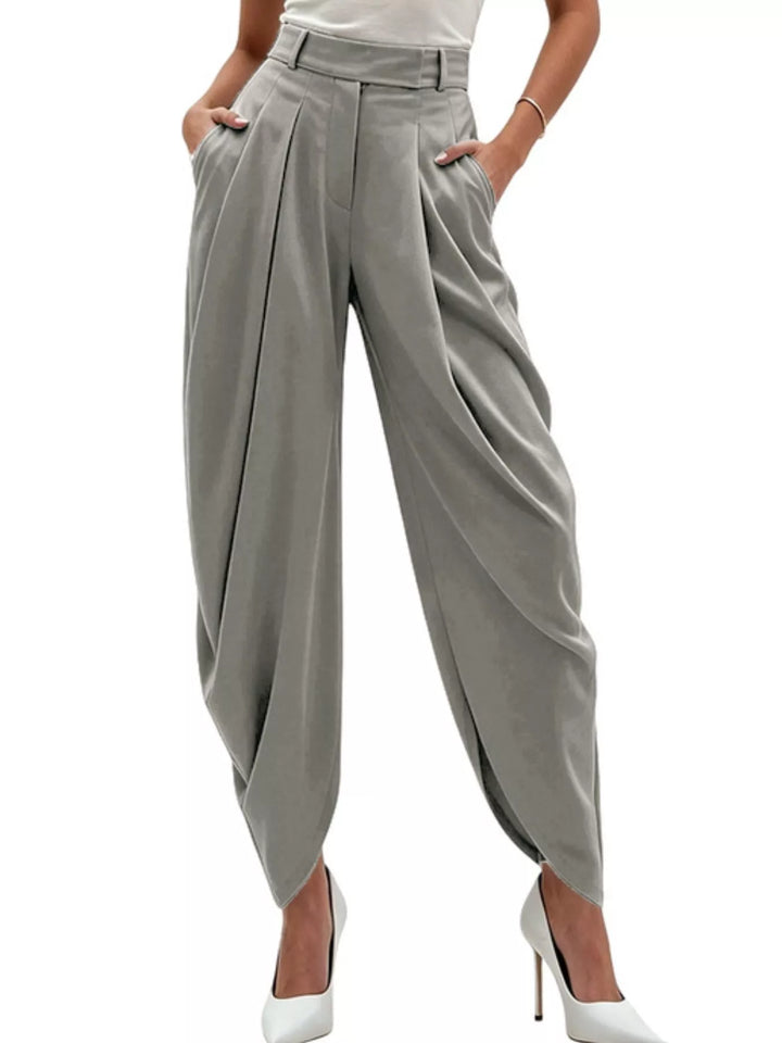 Pantalón de mujer plisado, con pierna ancha y tiro alto, tejido fluido para primavera-verano.