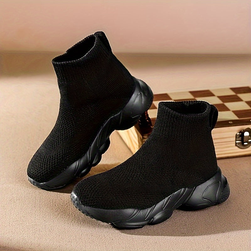 Zapatillas tipo calcetín transpirables para niños y niñas, perfectas para jugar y uso diario.