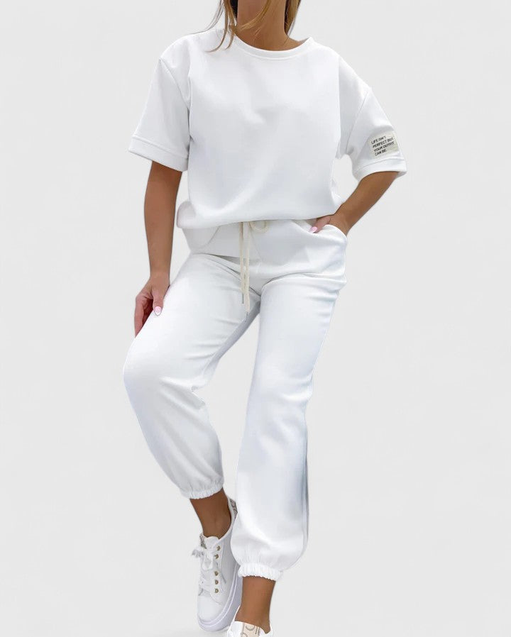 Elegante conjunto de verano para mujer, dos piezas casuales con blusa y pantalón.