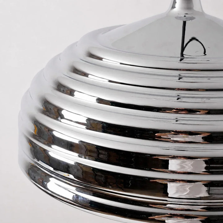 Lámpara ajustable de cromo pulido, diseño Bauhaus, perfecta para comedor, cocina o café.