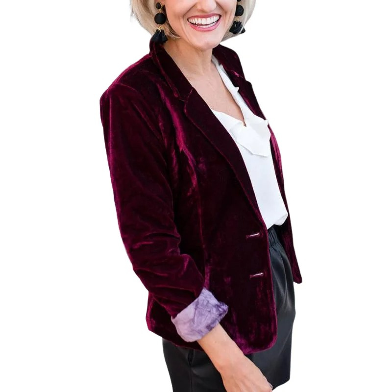 Blazer ARLET de corte elegante para mujer. Chaqueta moderna para moda femenina sofisticada.