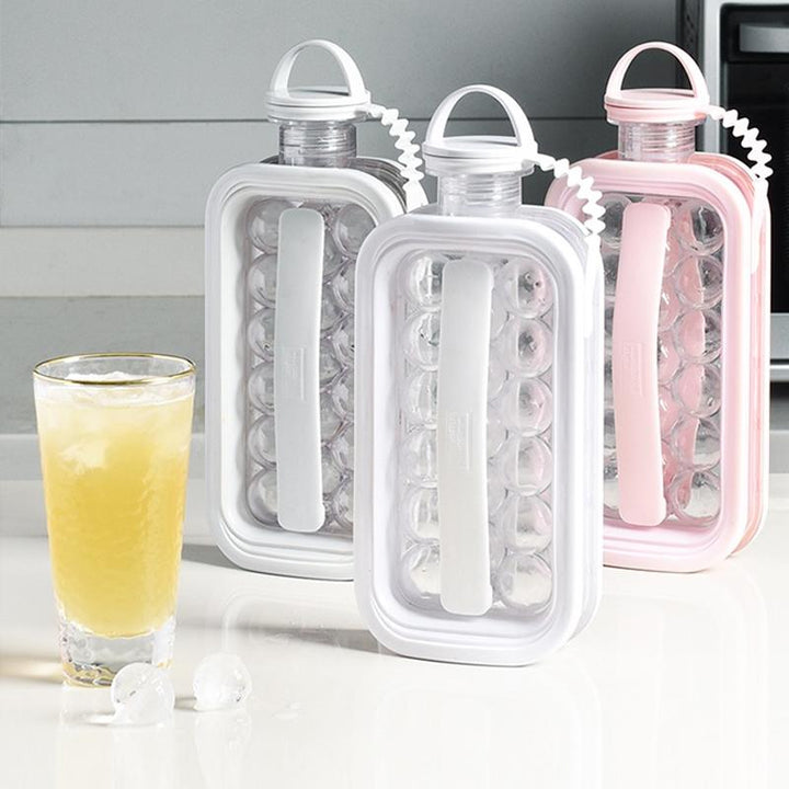 Vaso que es molde de hielo y enfriador. Bolas de hielo perfectas para granizados en este accesorio unisex y portátil.
