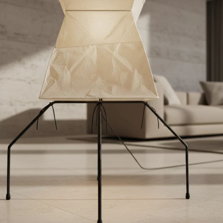 Lámpara de pie para decoración serena, estilo Japandi. Diseño escultural moderno y luz ambiental acogedora.