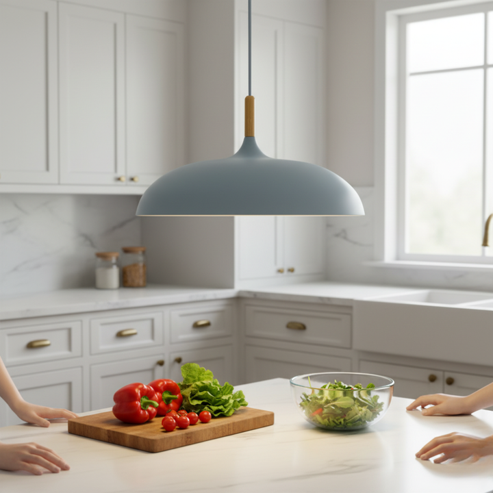 Iluminación de cocina y comedor. Lámpara colgante moderna, estilo nórdico, decoración funcional.