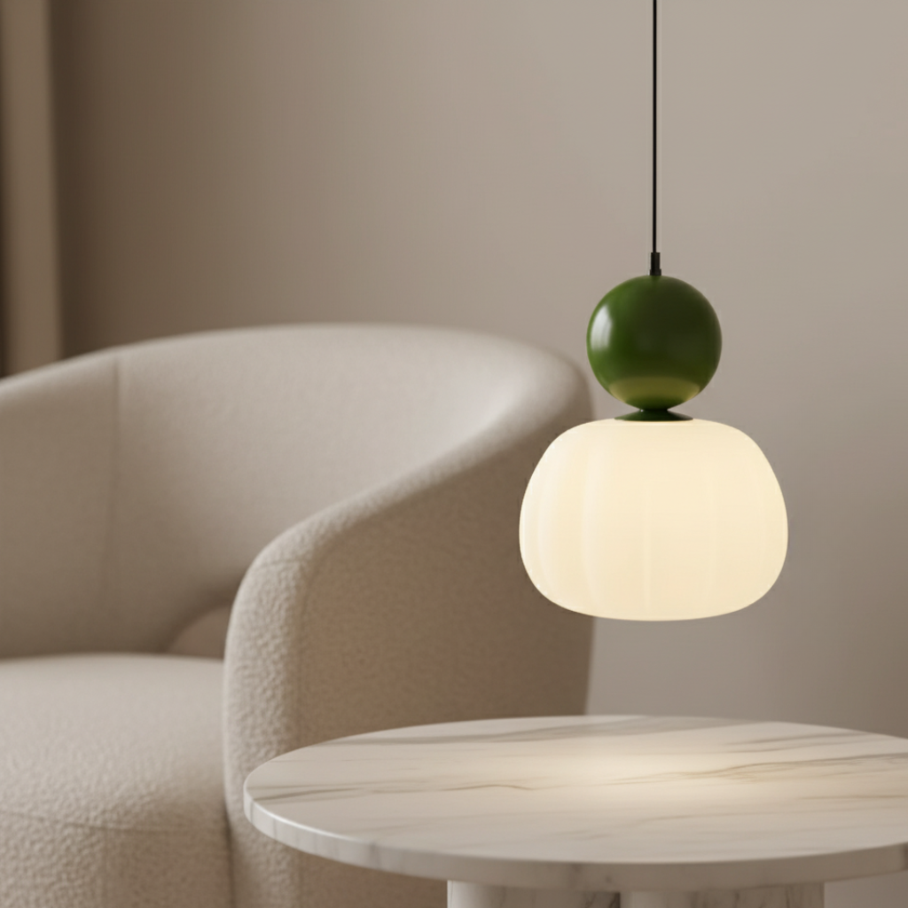 Lámpara colgante Opaline. Diseño estriado único, aporta estilo moderno y decoración a tu hogar. Iluminación interior.