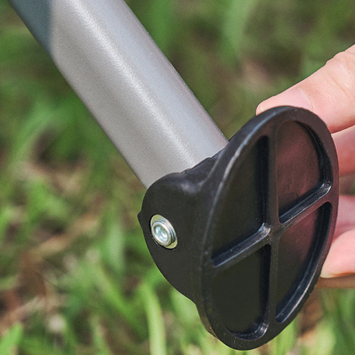 Silla portátil unisex negra, alta resistencia. Plegable y cómoda, ideal para camping, jardín y excursiones.