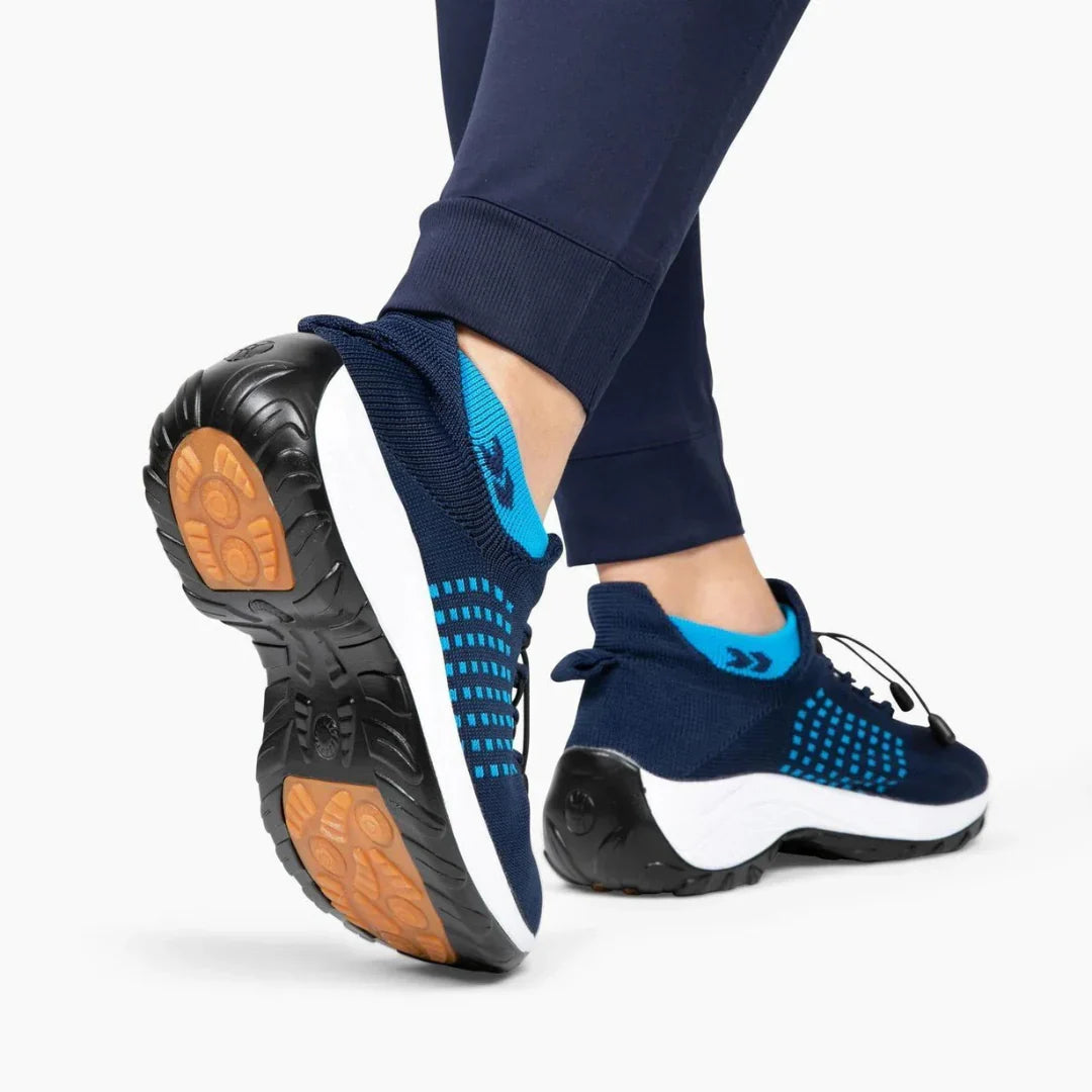 Soporte ortopédico y diseño ergonómico en zapatillas Orthofit unisex para máxima comodidad.