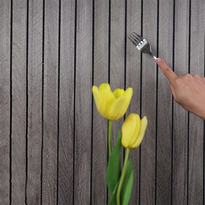 Panel de pared autoadhesivo 3D efecto madera, ideal para decoración interior moderna y fácil instalación.