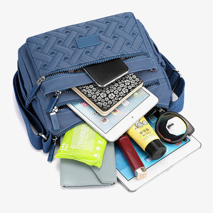 Bolso de mujer clásico, perfecto como bolso diario u oficina, muy versátil y chic.