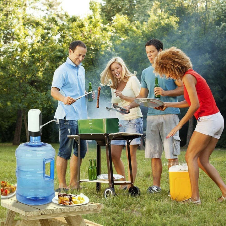 Bomba de agua eléctrica universal con carga USB, dispensador automático para una hidratación cómoda y práctica.