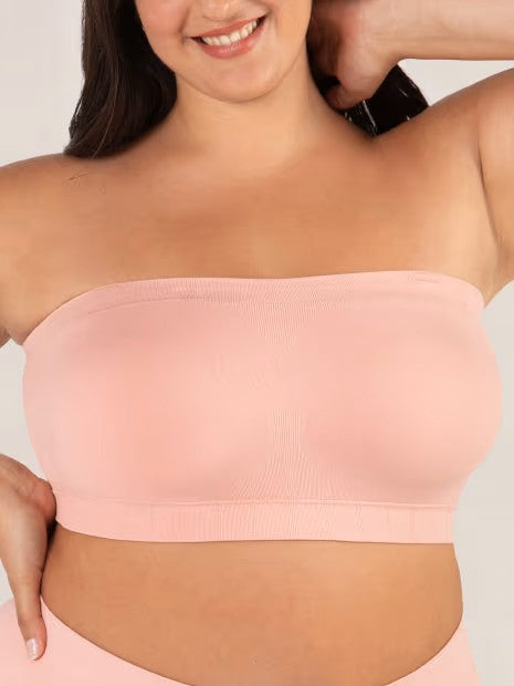 Sujetador bandeau sin tirantes de diseño liso, ofrece soporte suave y un perfil elegante para mujer.