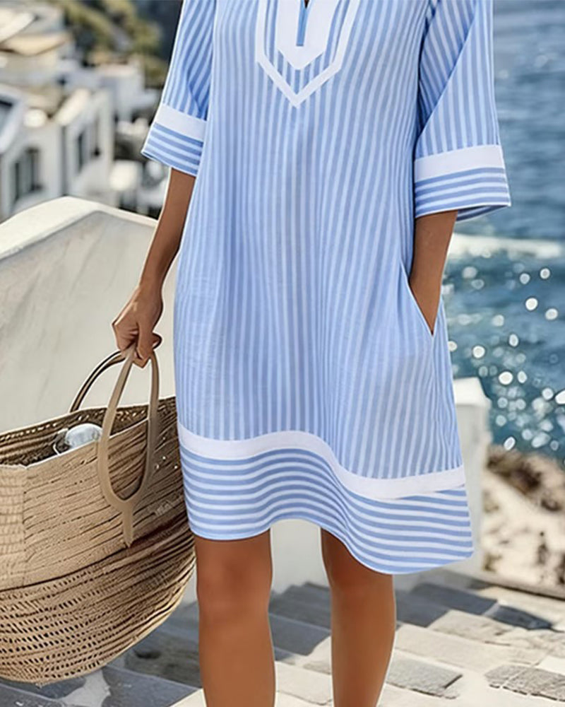 Vestido fresco de rayas para mujer, cuello V, perfecto para un look casual de verano.