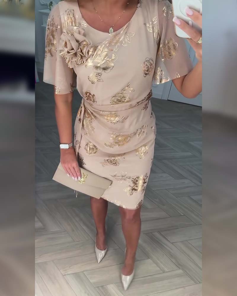 Moda femenina: vestido floral entallado beige de manga corta para mujer, estilo elegante y de fiesta.