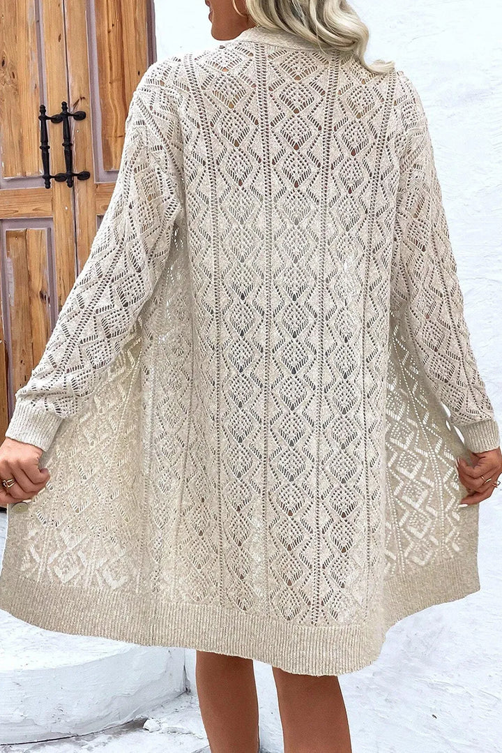 Ropa femenina: Cárdigan largo calado para mujer. Estilo casual de tejido punto acrílico con manga larga.