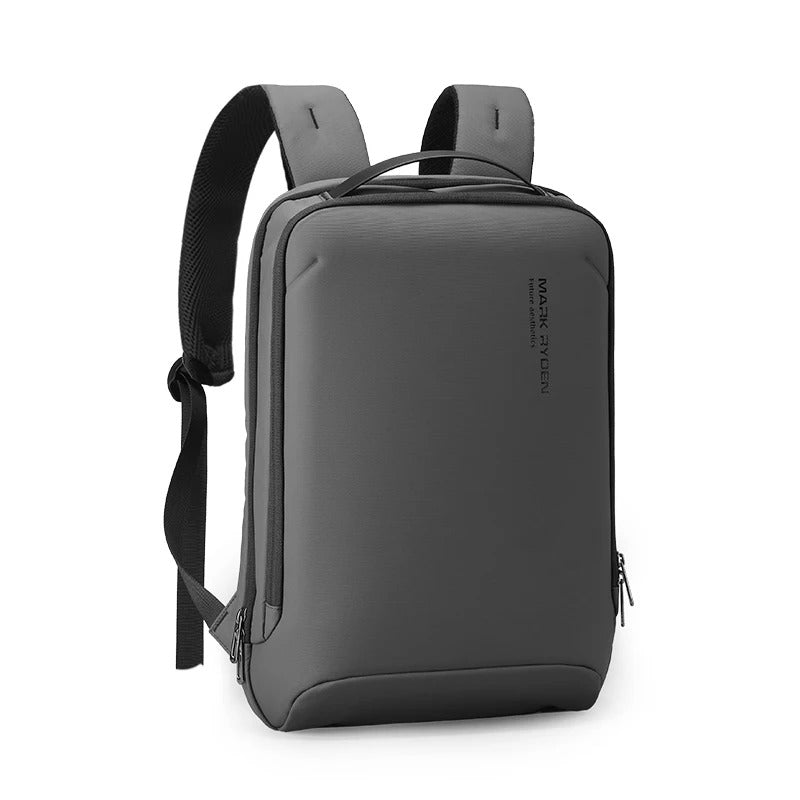 Mochila profesional para portátil de 39.6 cm con frente rígido. Excelente bolso de trabajo para un look elegante.