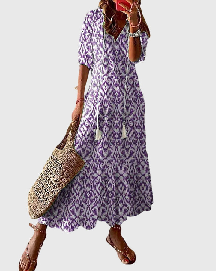 Vestido floral maxi boho elegante para mujer, escote V. Ideal para fiestas de verano o playa.