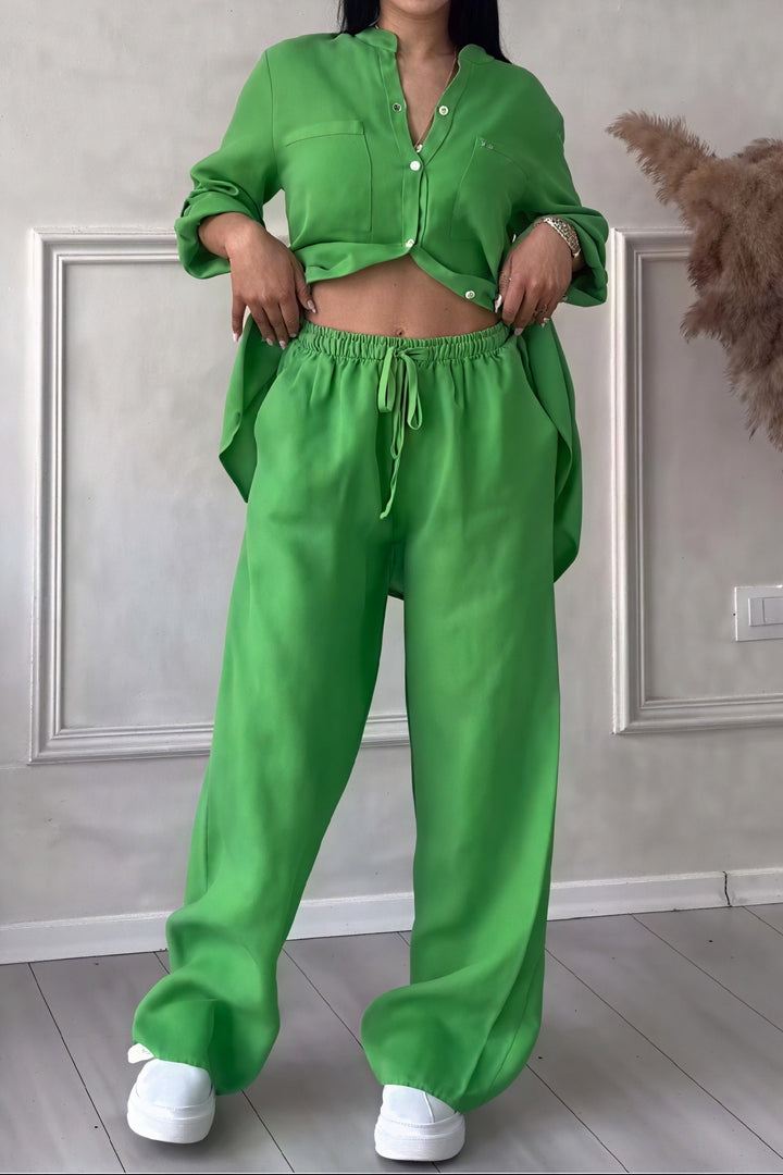 Conjunto Ava para mujer, dos piezas: camisa de botones y pantalones anchos. Estilo casual chic y ropa de viaje cómoda.