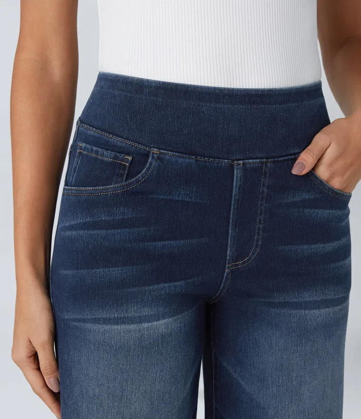 Jean de mujer pierna ancha, talle alto, elástico. Un pantalón moderno y versátil para tu look casual.