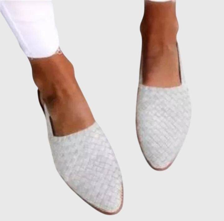 Sandalias ortopédicas para mujer con soporte anatómico superior, perfectas para aliviar pies cansados.