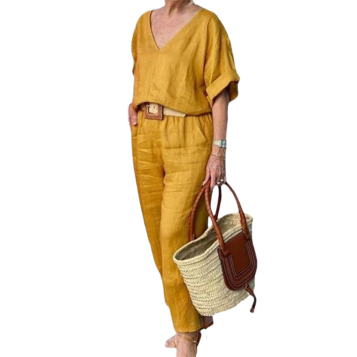 Moda mujer: Conjunto dos piezas blusa cuello V y pantalón recto. Diseño cómodo y elegante con bolsillos funcionales.