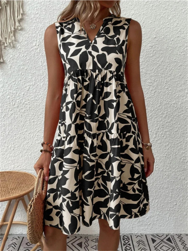 Vestido floral de verano para mujer, diseño vibrante, escote V. Estilo línea A, casual o elegante para ocasión.