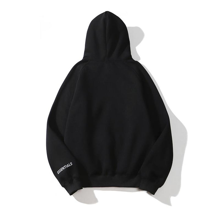 Sudadera con capucha para mujer. Confort y estilo urbano moderno.