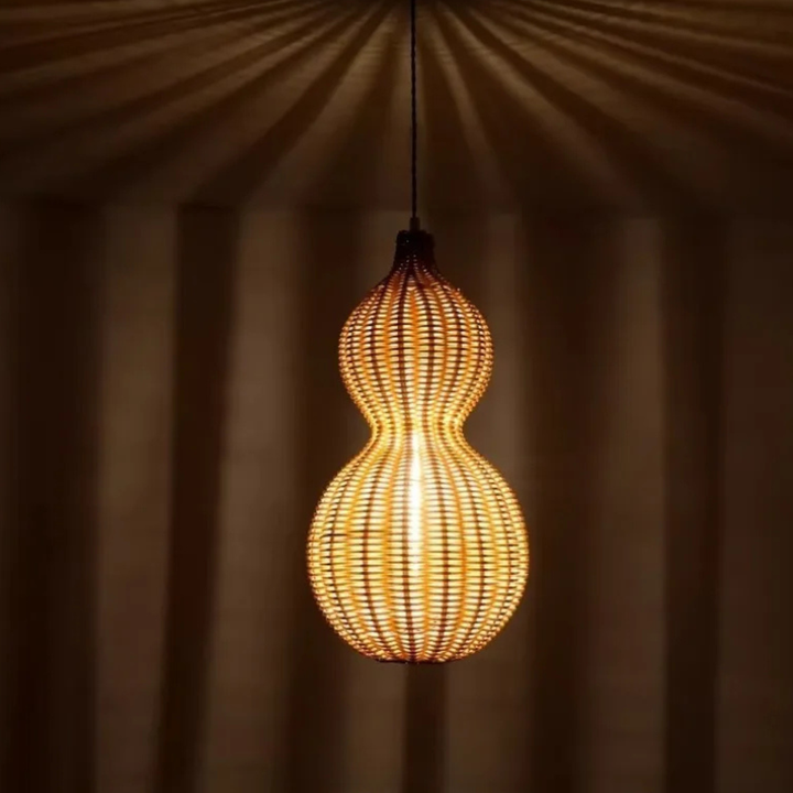 Lámpara artesanal tejida para iluminación de terrazas, resistente al agua IP65 y duradera.