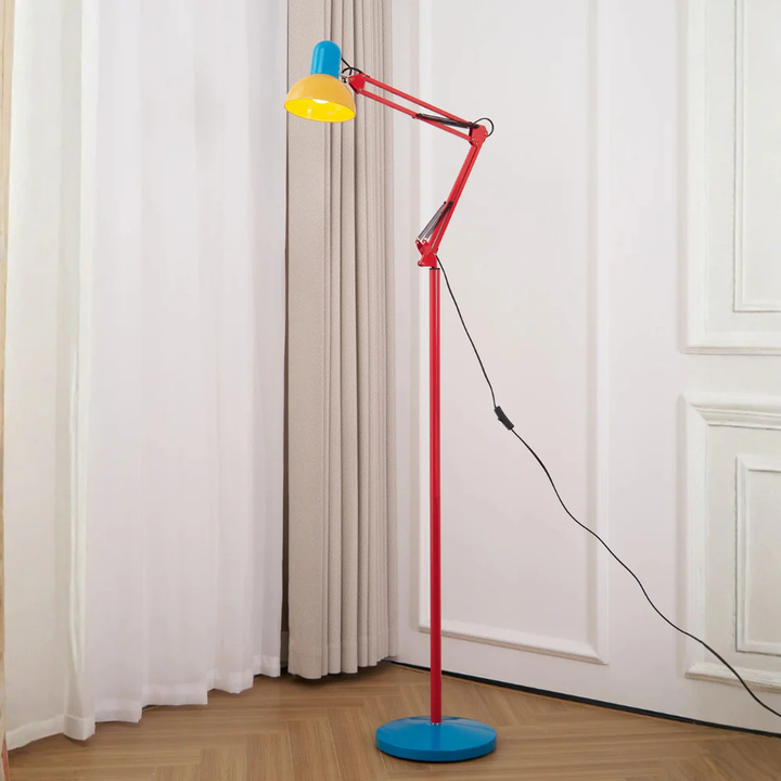 Decoración hogar con lámpara de pie vibrante, ajustable y moderna para salón.