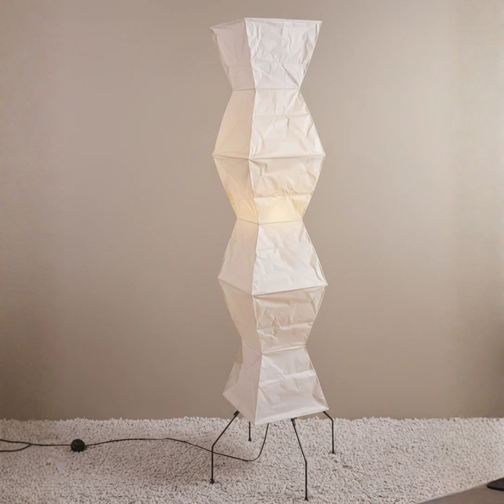 Lámpara de suelo moderna, estilo Japandi. Iluminación de diseño interior minimalista y serena para tu hogar.