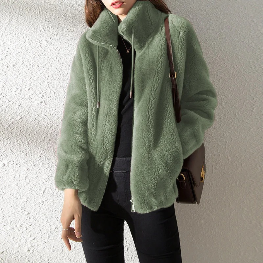 Chaqueta de ante de lujo para mujer, corte oversized, elegante y cálida para clima frío.