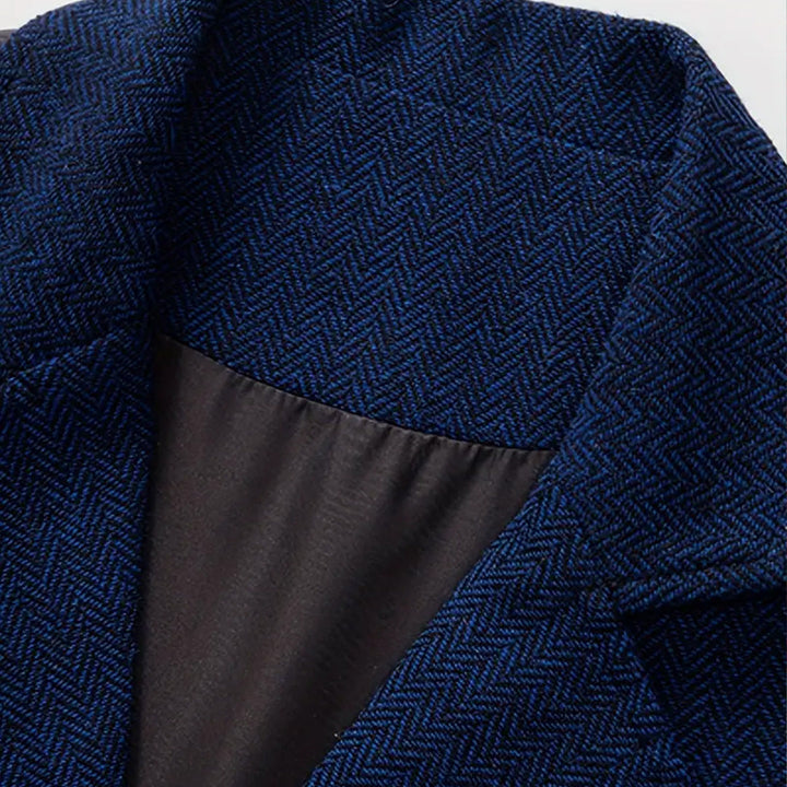 Chaleco versátil para hombre, moderno y cómodo, perfecto para combinar.