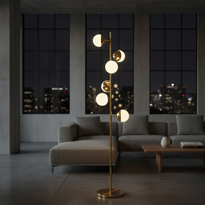 Lámpara de pie dorada contemporánea, ilumina tu salón con estilo y un toque nórdico.
