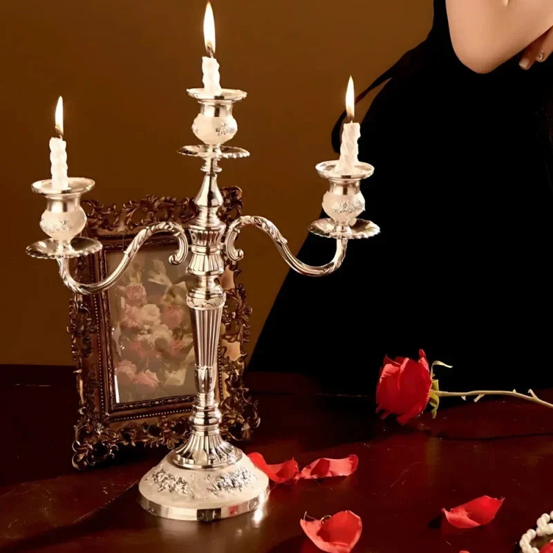 Candelabro de lujo estilo europeo, dorado, para velas, ideal como decoración de hogar.