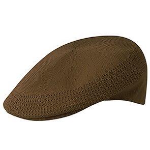 Enfoque en la textura Ventair de la Gorra Plana 504. Frescura y estilo clásico para el hombre.