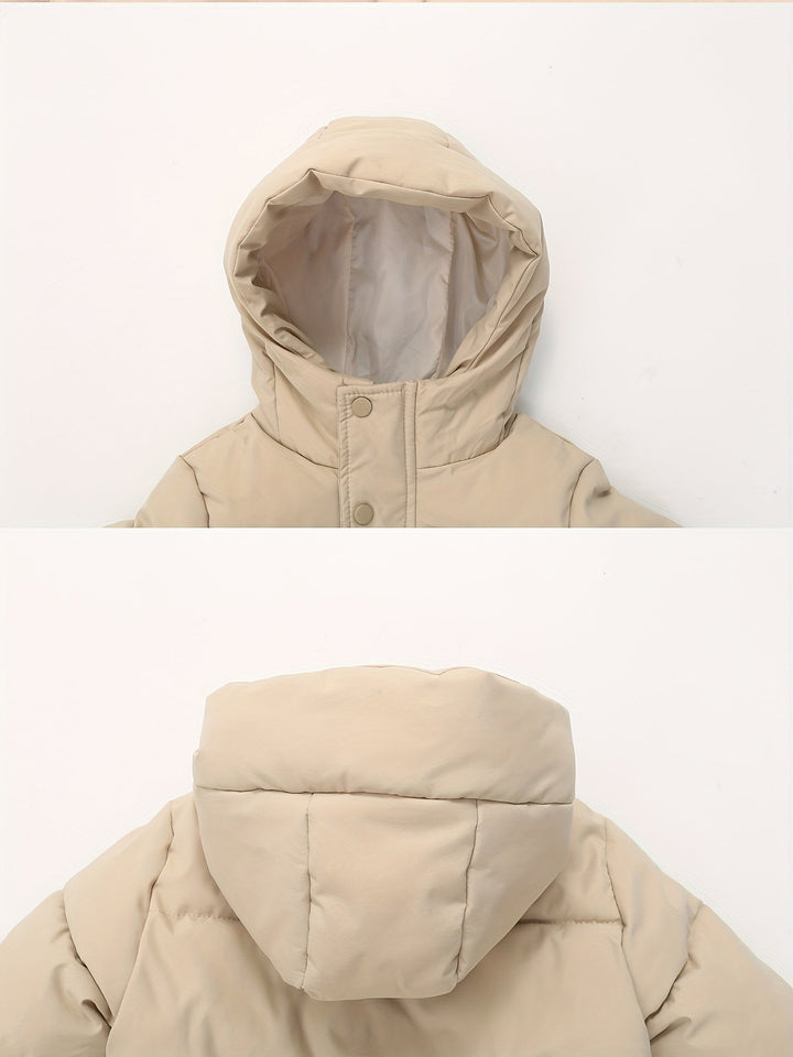 Abrigo acolchado con capucha y cierre de cremallera, ideal para niños y niñas en invierno.