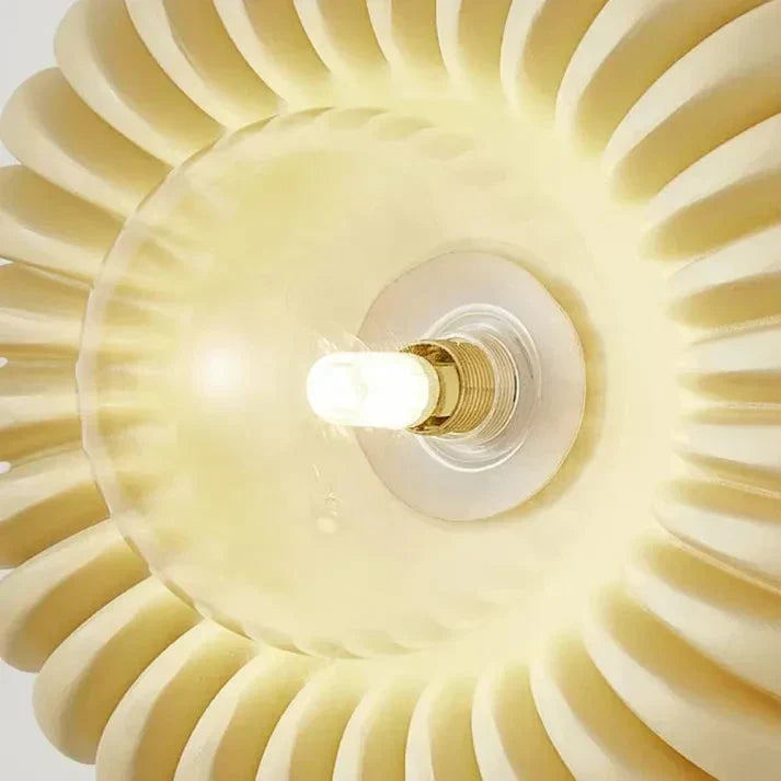 Aplique LED redondo y elegante para pared, ideal para decorar cualquier espacio moderno.
