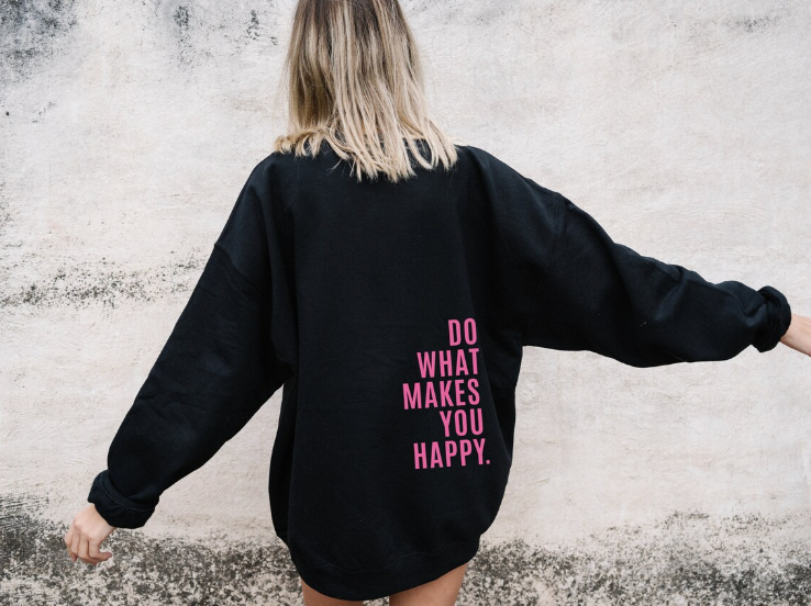 Sudadera de moda con capucha para mujer, estilo loungewear versátil. Prenda casual cómoda para ropa de invierno femenina.