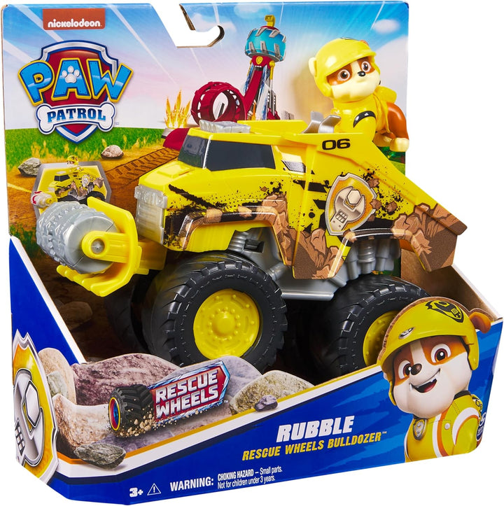 Primer plano del vehículo de rescate Rubble Paw Patrol. Bulldozer con detalles auténticos para pequeños fans.