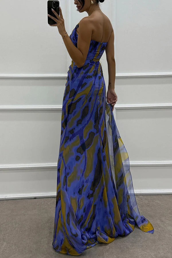 Vestido largo asimétrico azul para mujer con abertura. Ideal para fiesta de noche o invitada boda.