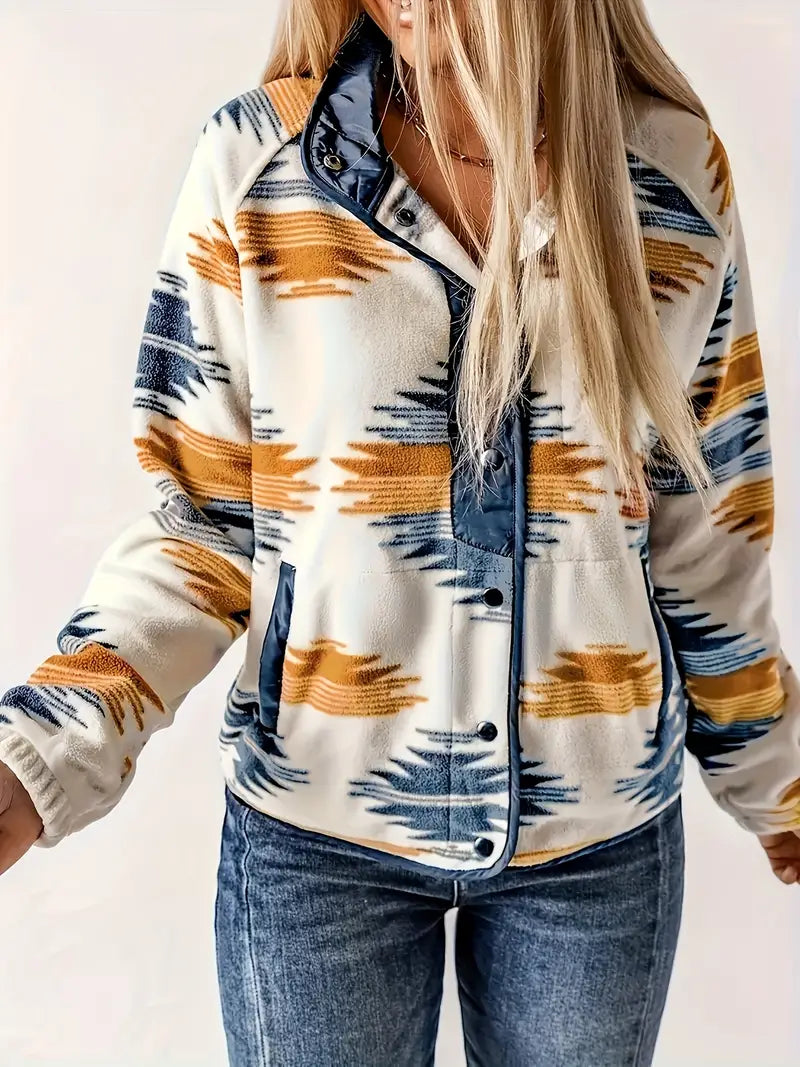 Cárdigan de mujer con botones. Prenda de moda abrigadora, ideal para comodidad y estilo en el día a día.