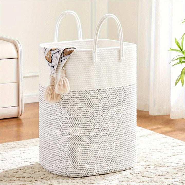 Cesta de almacenamiento multiusos de algodón tejida, ideal para organizar ropa y decorar el hogar.