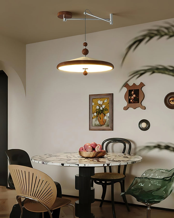 Lámpara colgante LED ajustable de luz cálida con brazo oscilante. Perfecta para comedor.