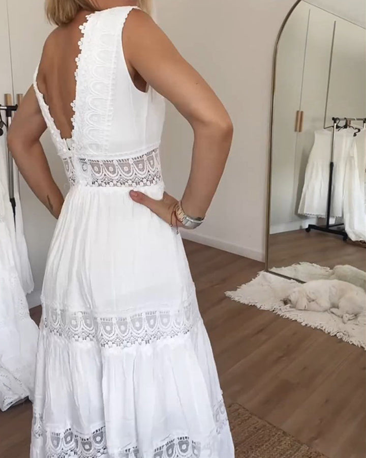 Elegante vestido largo boho para mujer con estilo fluido. Perfecto para look casual o de playa en verano.