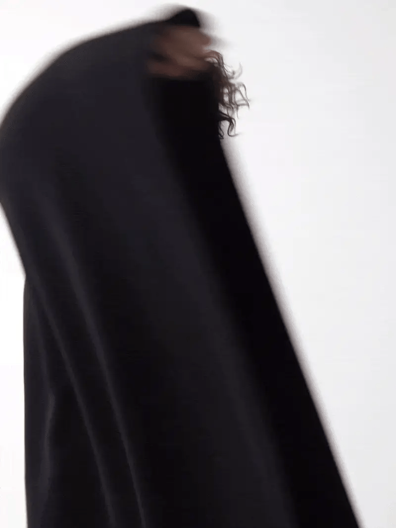 Hoodie con peso y capucha para mujer, estilo casual, confort y antiestrés en uno.