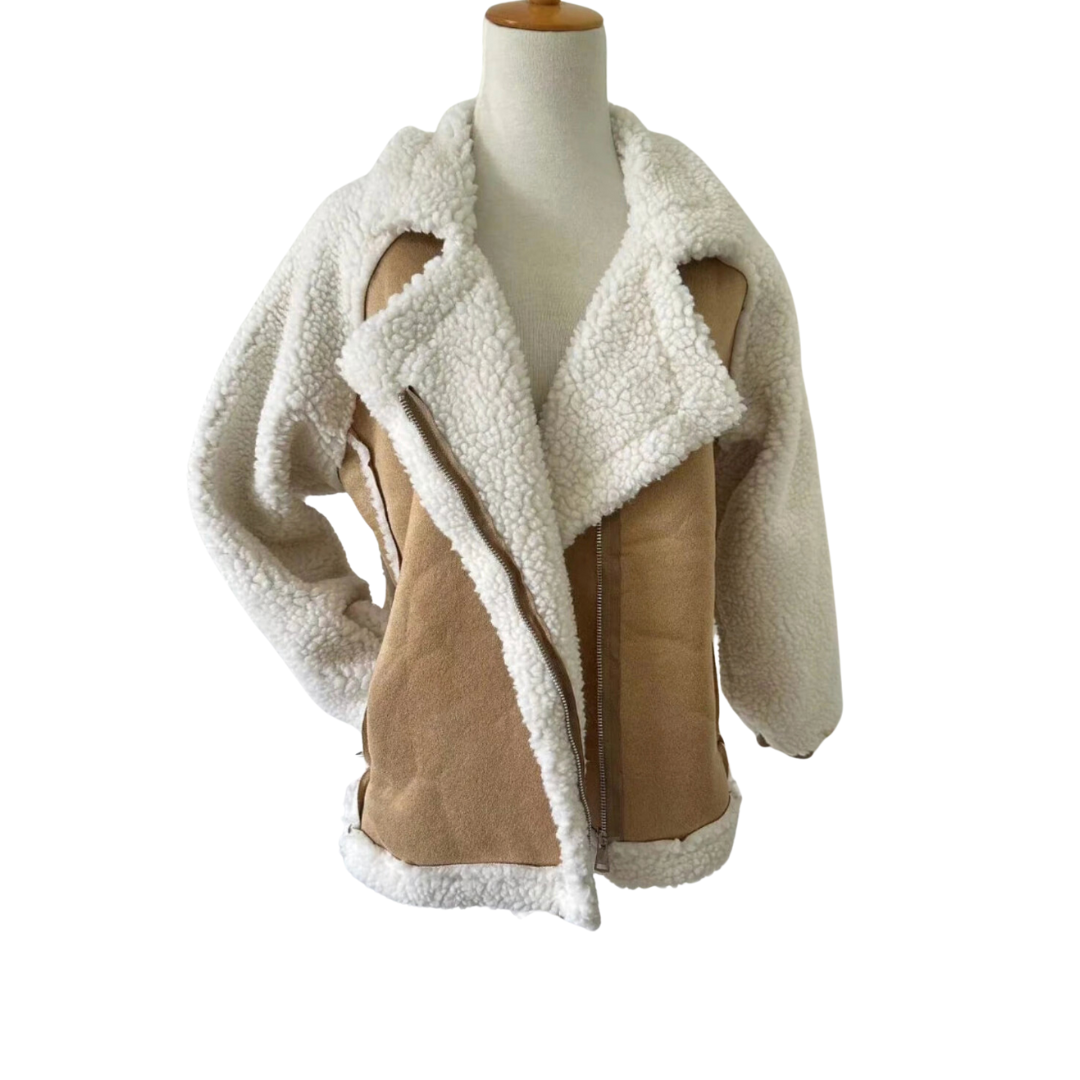 Moderna chaqueta de invierno mujer, abrigo chic y cálido. Imprescindible para un look de moda casual y confortable.