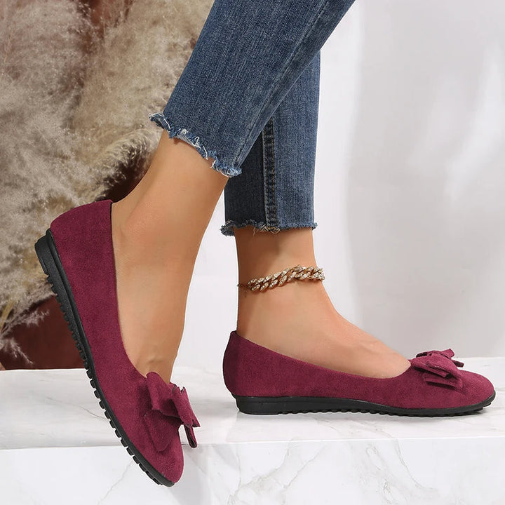 Calzado femenino, ballerinas cómodas con suela suave, para un look diario.