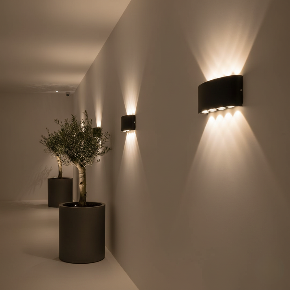 Luz de pared LED de arco, luminaria impermeable IP65 para decoración exterior moderna.